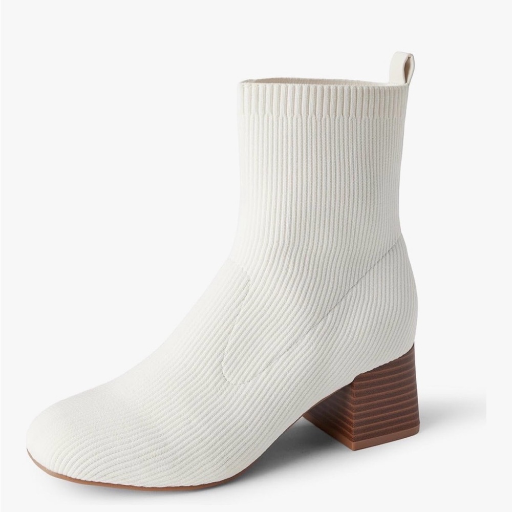 Elegant White Ankle Boots